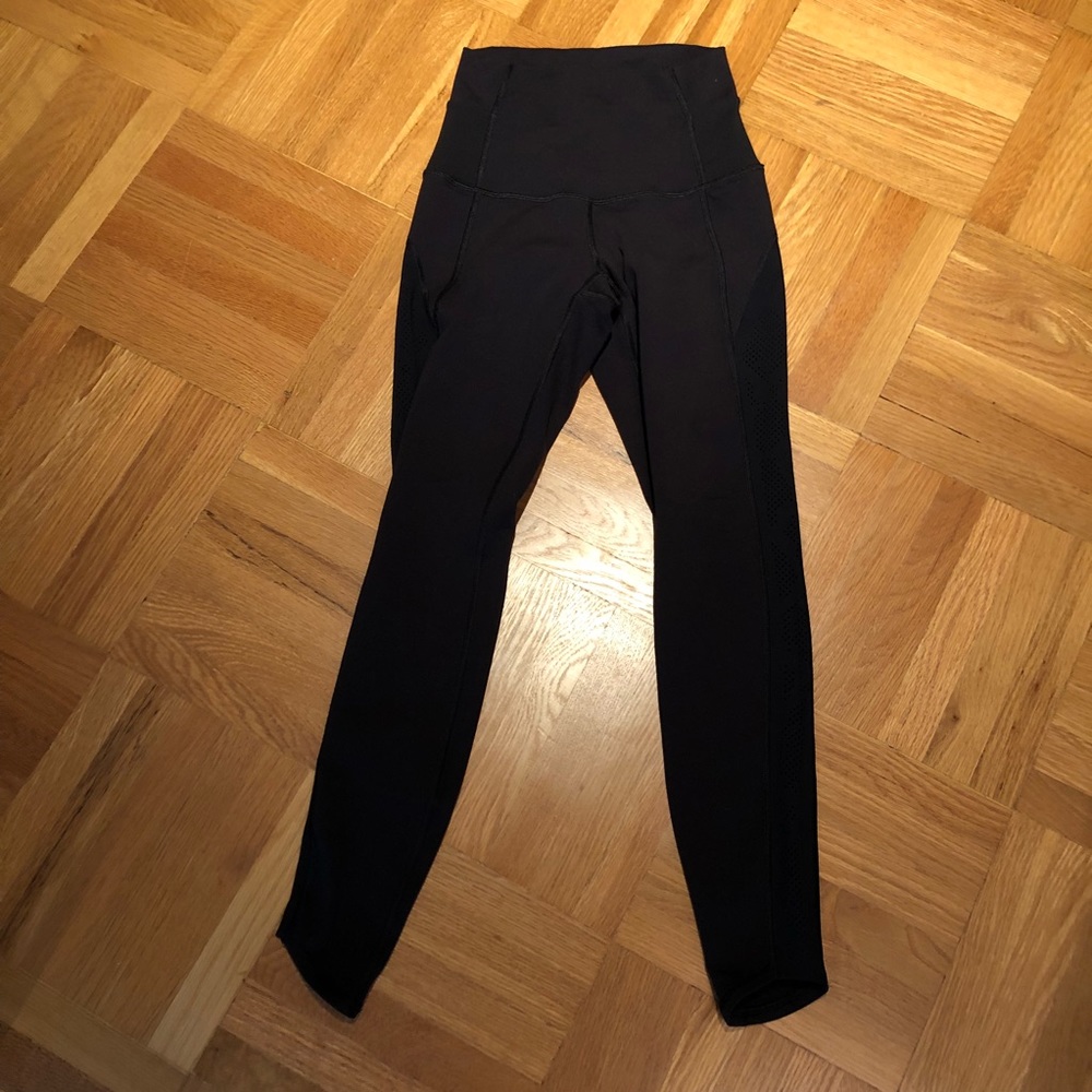Cropped lululemon pants size 2